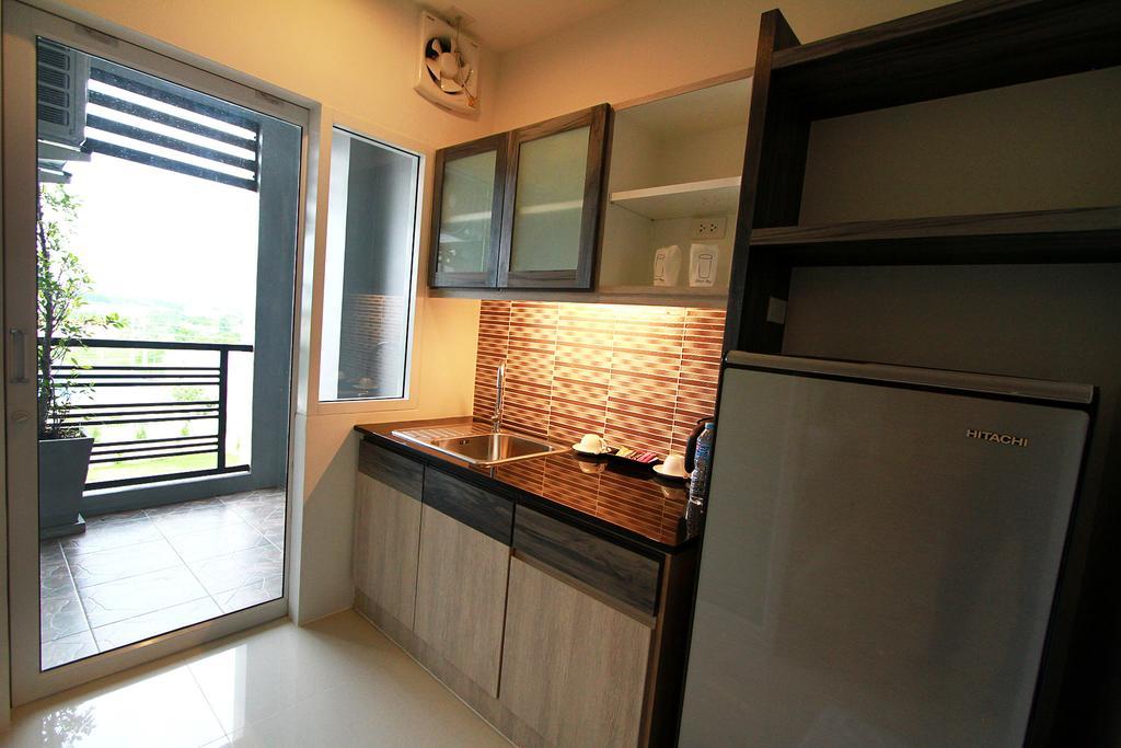 The Contrast I 4* Pluak Daeng