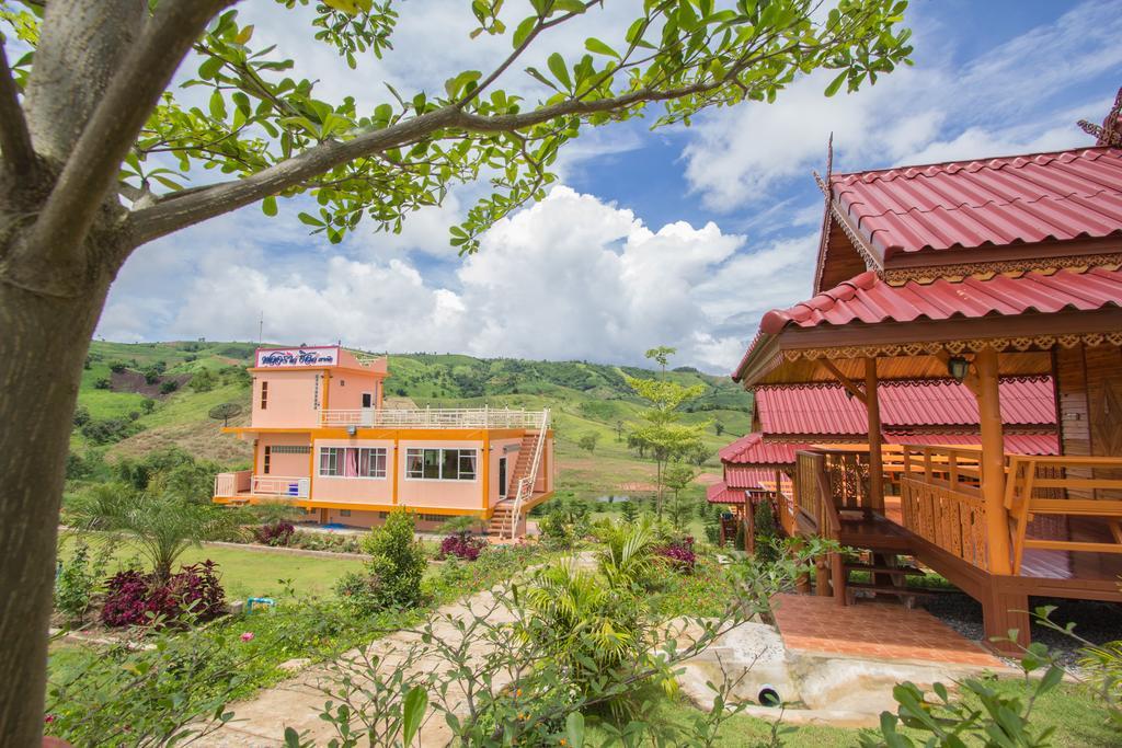 Floral Hill Khaokho Khao Kho