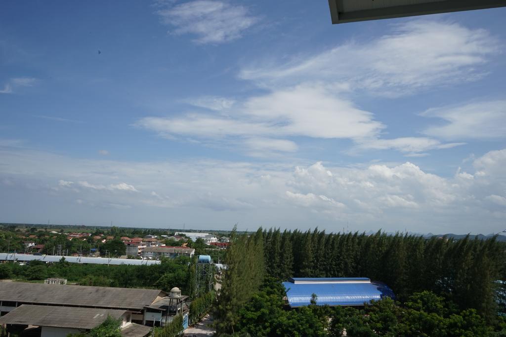 Hotel Tai-shan Ratchaburi