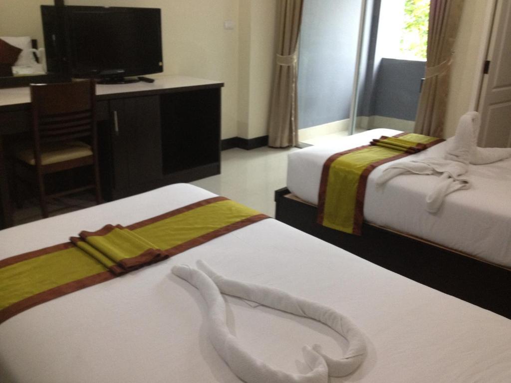 Santiphap & Hotel Ban Bang Khu (Phuket)