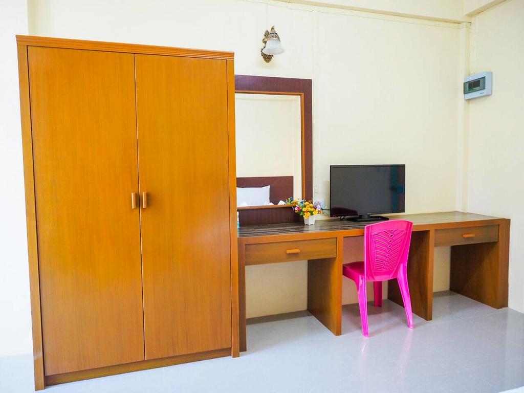 Wansiri Mansion Hotel 2*