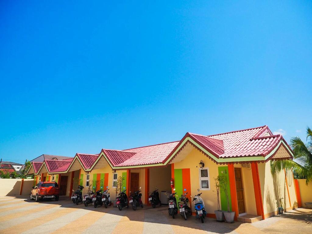 Wansiri Mansion Hotel 2*