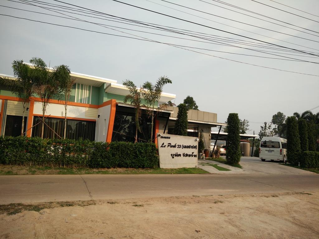 Le Park 23 Boutique Roi Et