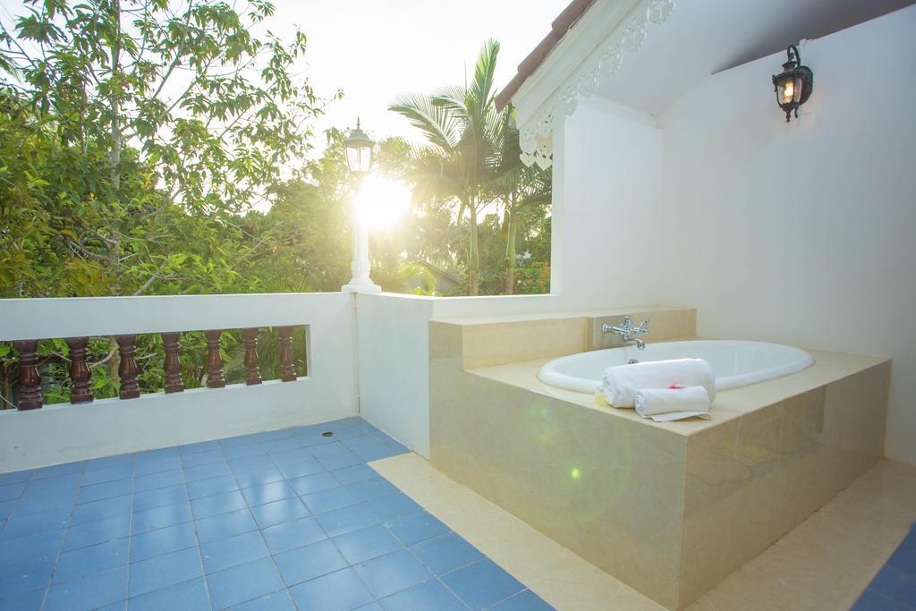 Baan Khun Nang Colonial Villa *