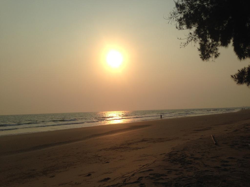 Rayong Sea View 3*