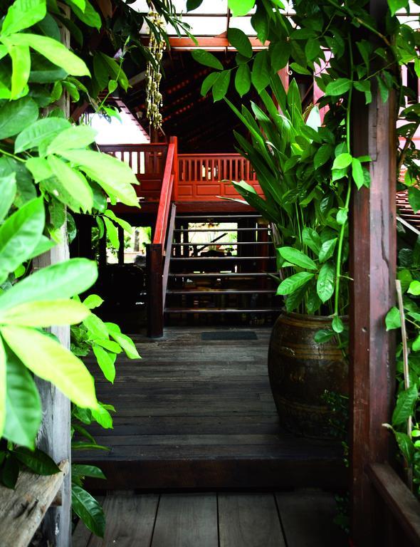 Retreat Resort
