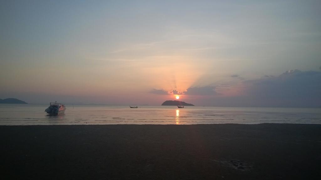 Resort Racha Sunset 2*