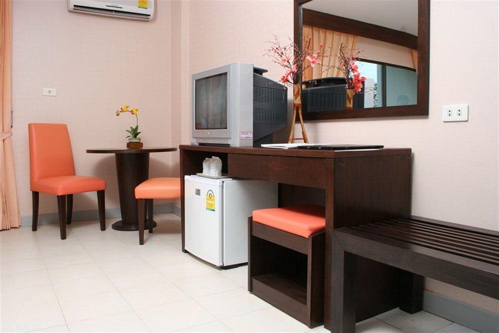 Hotel Nice Beach Hotel 2*