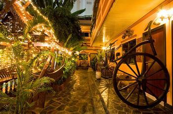 Ma Maison Hotel 3*