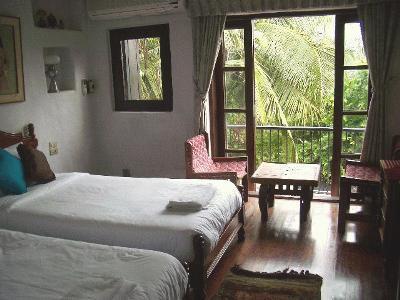 Momchailai Forest Retreat Resort 2*