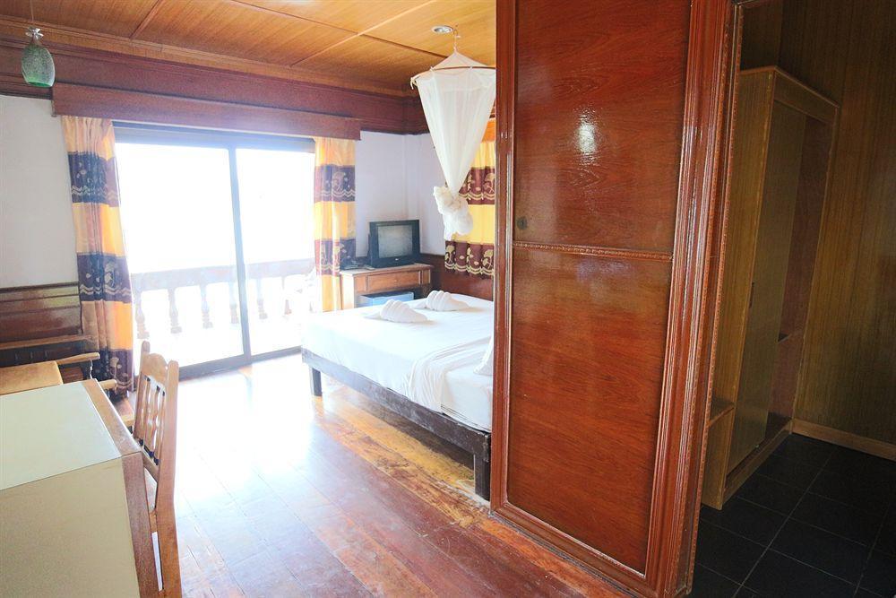 Lanta Marine Parkview Resort