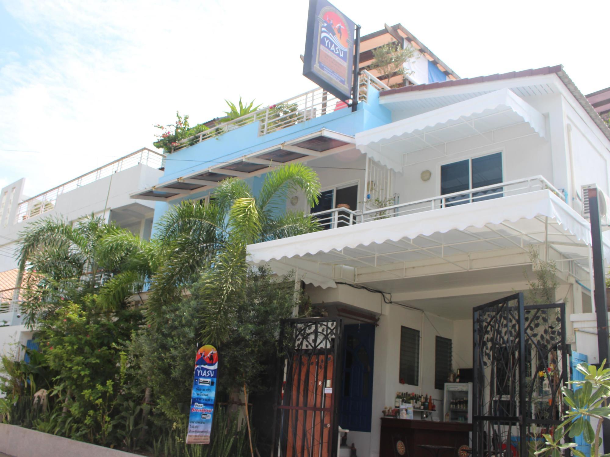 Yiasu Apartamento Pattaya