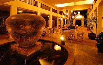 Hotel Ananda Museum Gallery Hotel,
