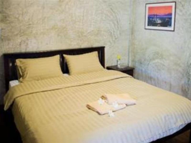 Resort Baan Suan Ramita