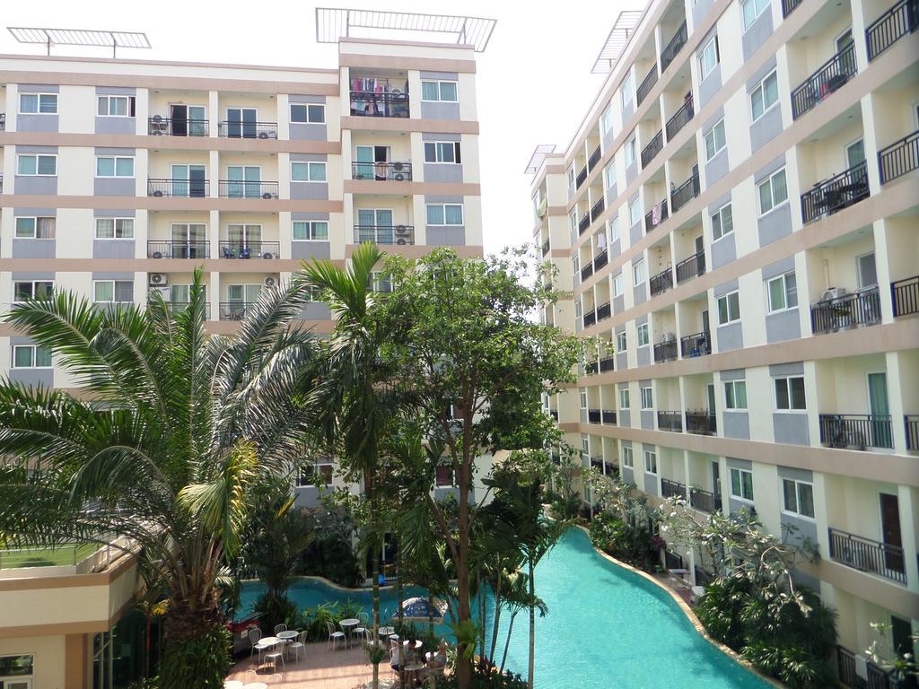 Apartment Park Lane Condominium *