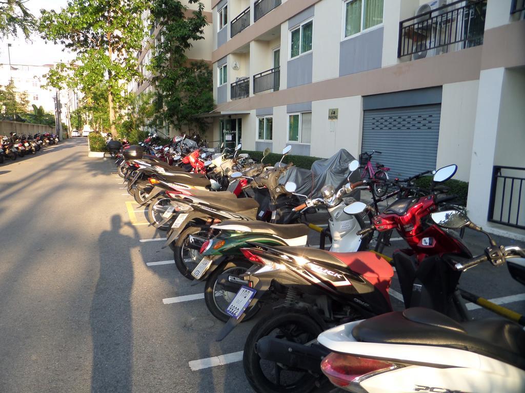 Apartment Park Lane Condominium