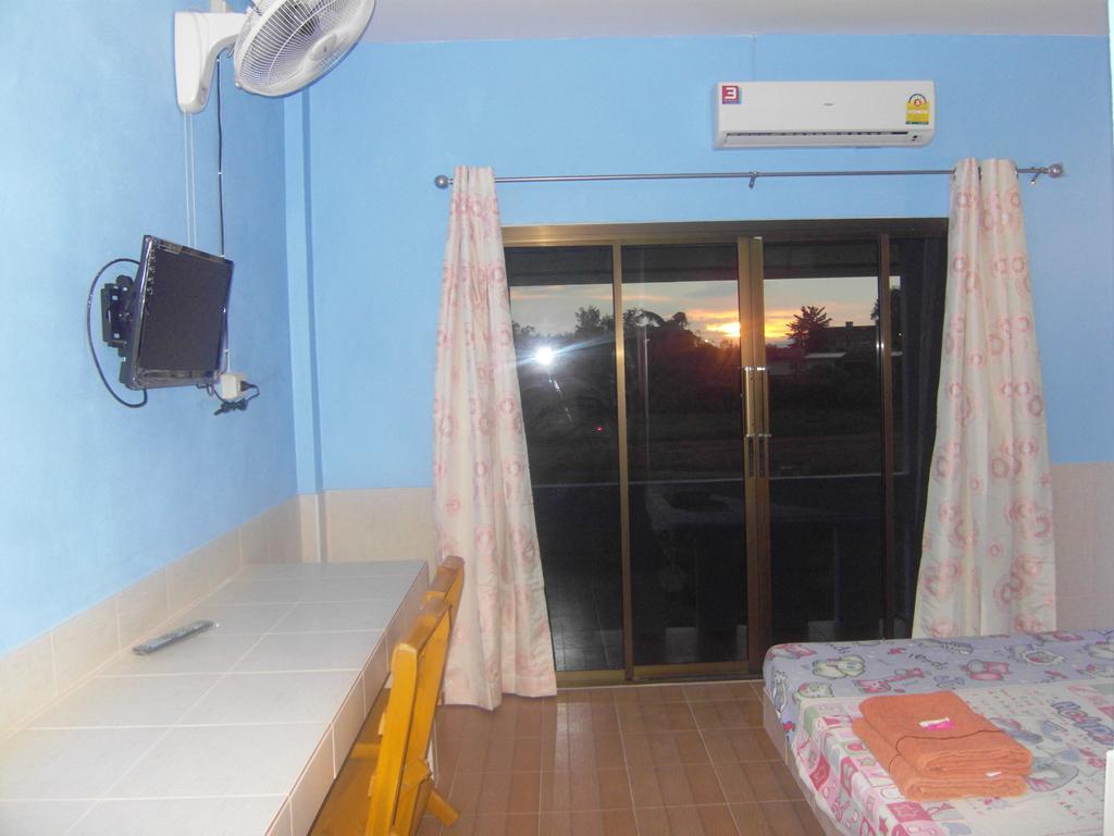 Ruengsrisiri Guest house *