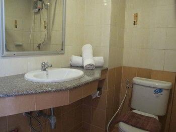 Gardens Hotel 3*