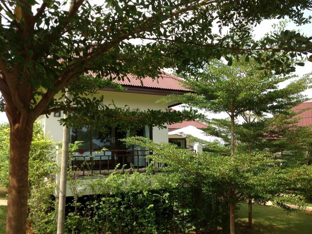 Sea Breeze@koh Mak Resort 3*