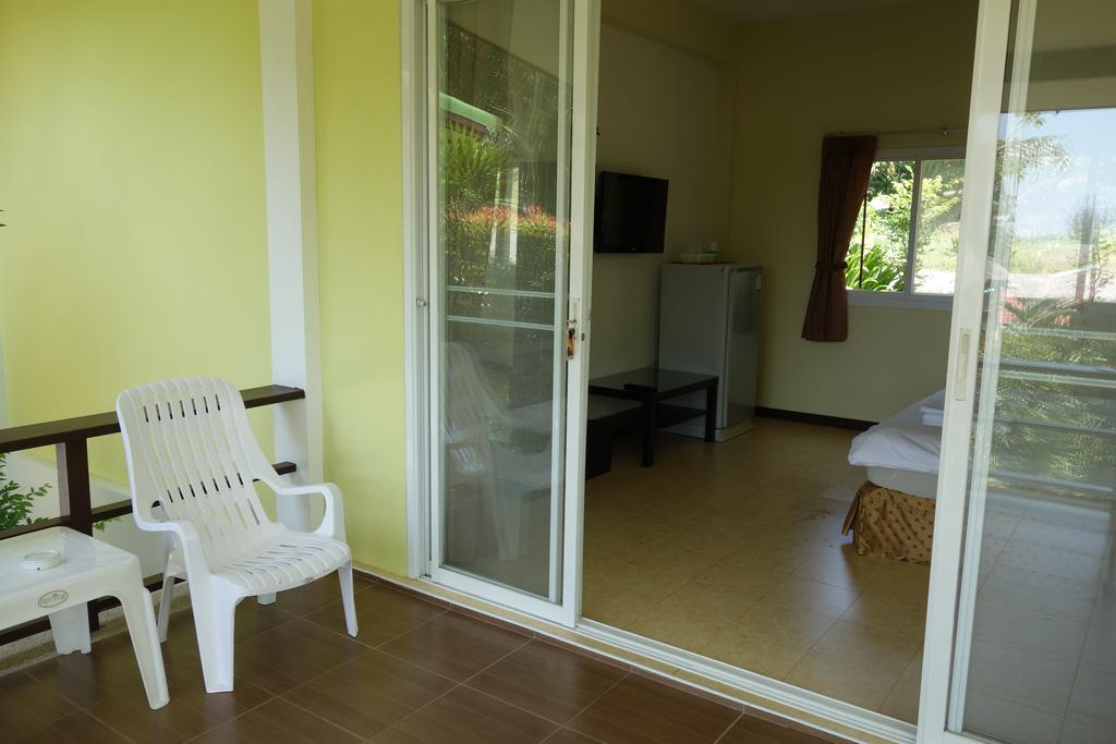 Guest house Khaolak Hillside 2*