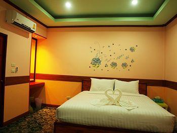 Airport Phuket Garden Resort 3*