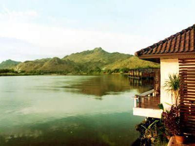 Hotel Kasem Island