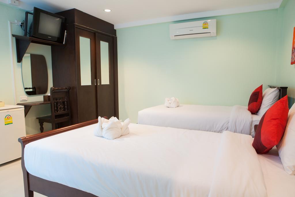 Guest house Fahsai Bay 2*