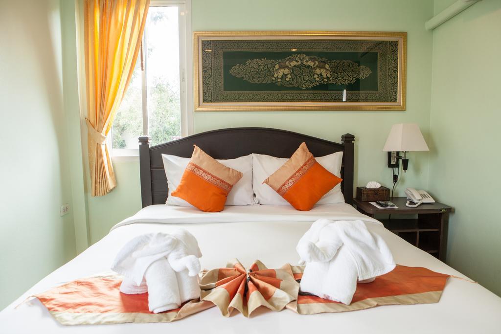 Guest house Fahsai Bay 2*