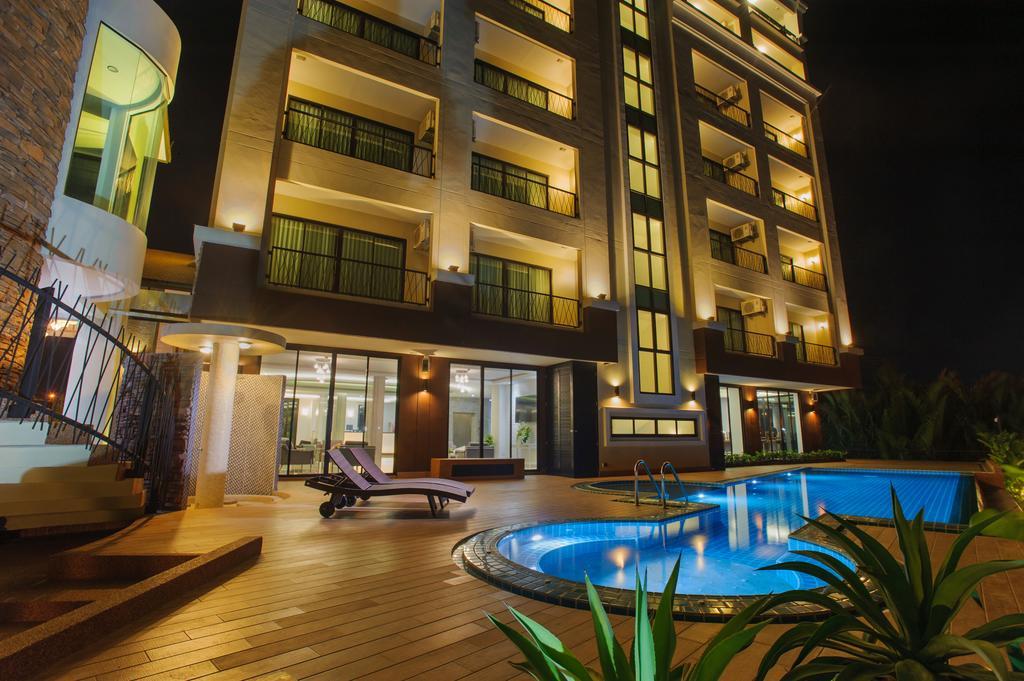Coco View Hotel