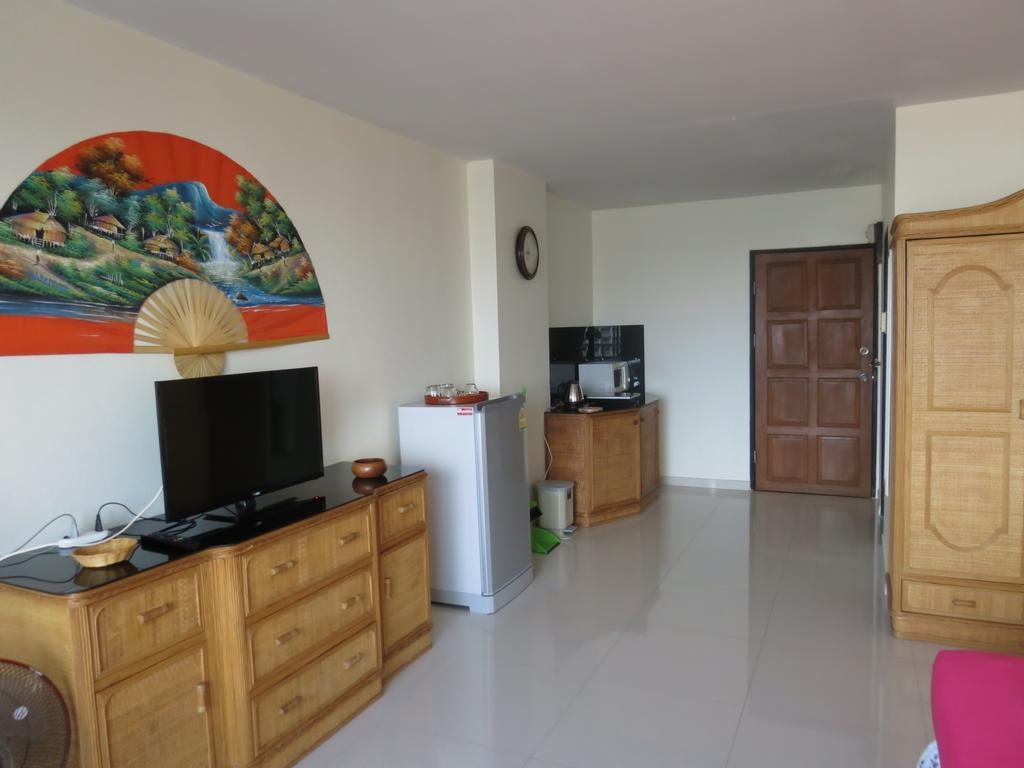 View Talay 1b Serviced Apartment