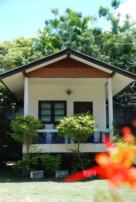 Blue Lotus Resort 2*