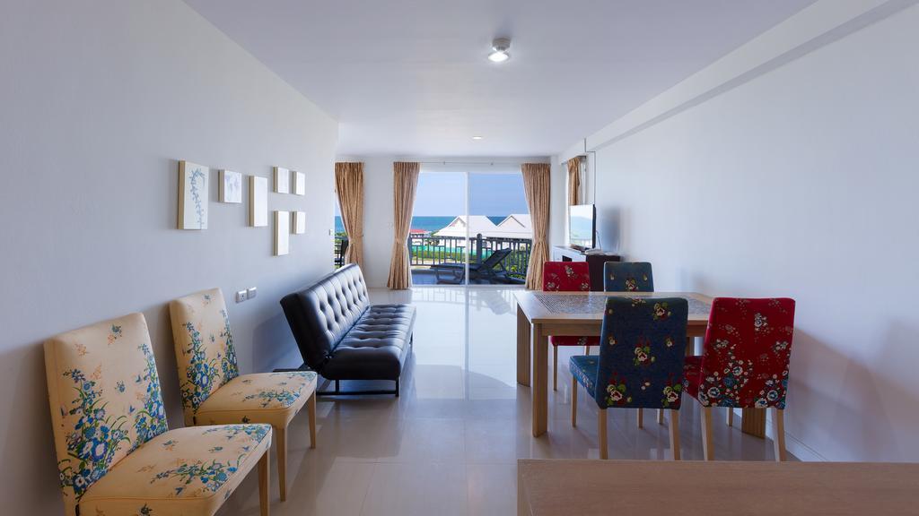 Baan Poolom Beachfront Apartment Hua Hin