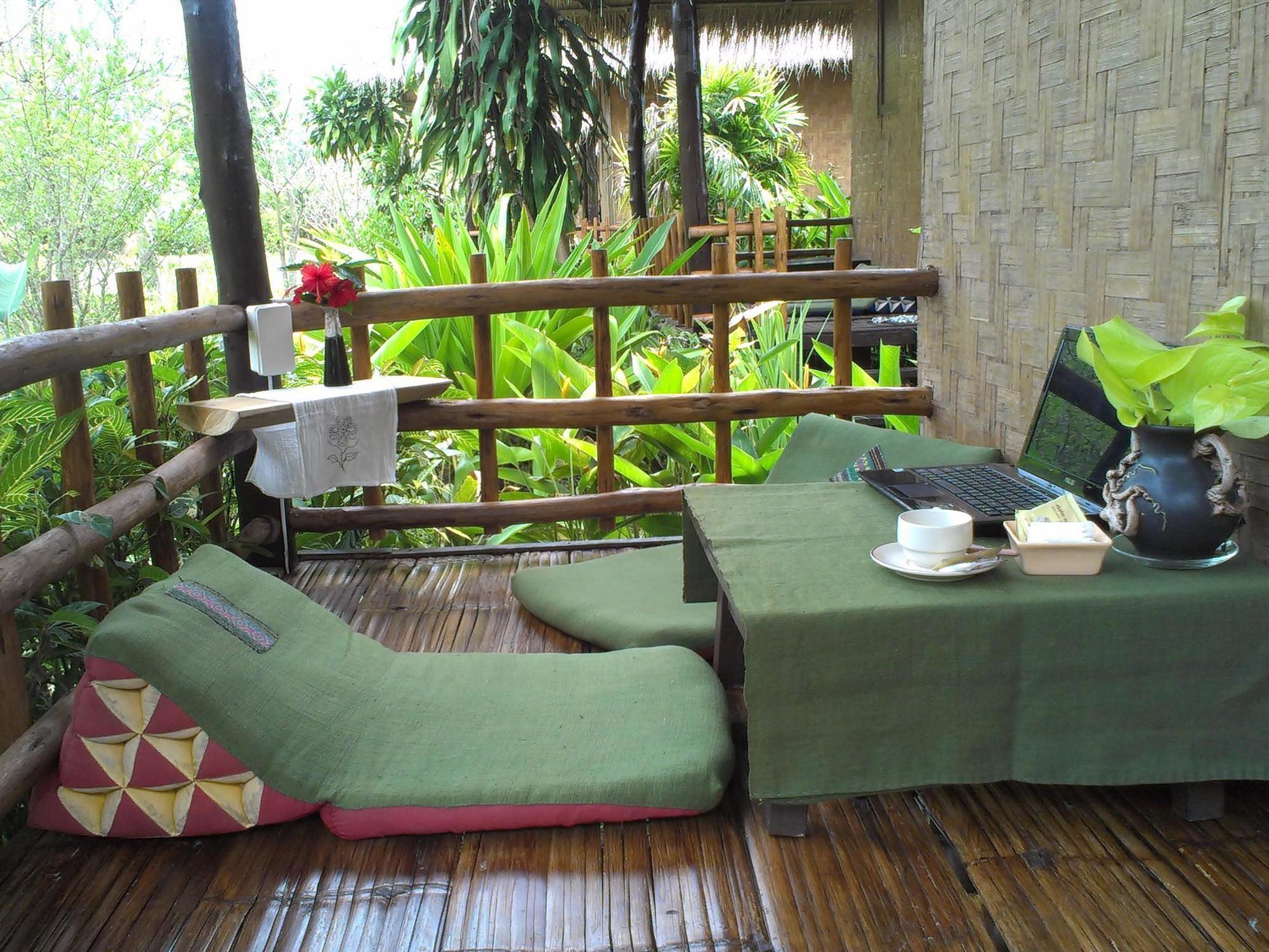 Lanna Apartment *