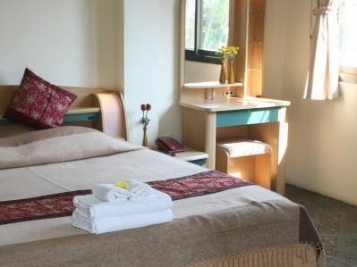 Shagwell Mansions 3*