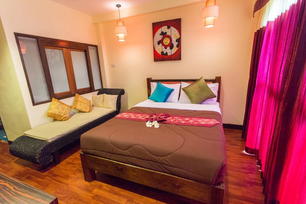 Starwell Garden Hotel 3*
