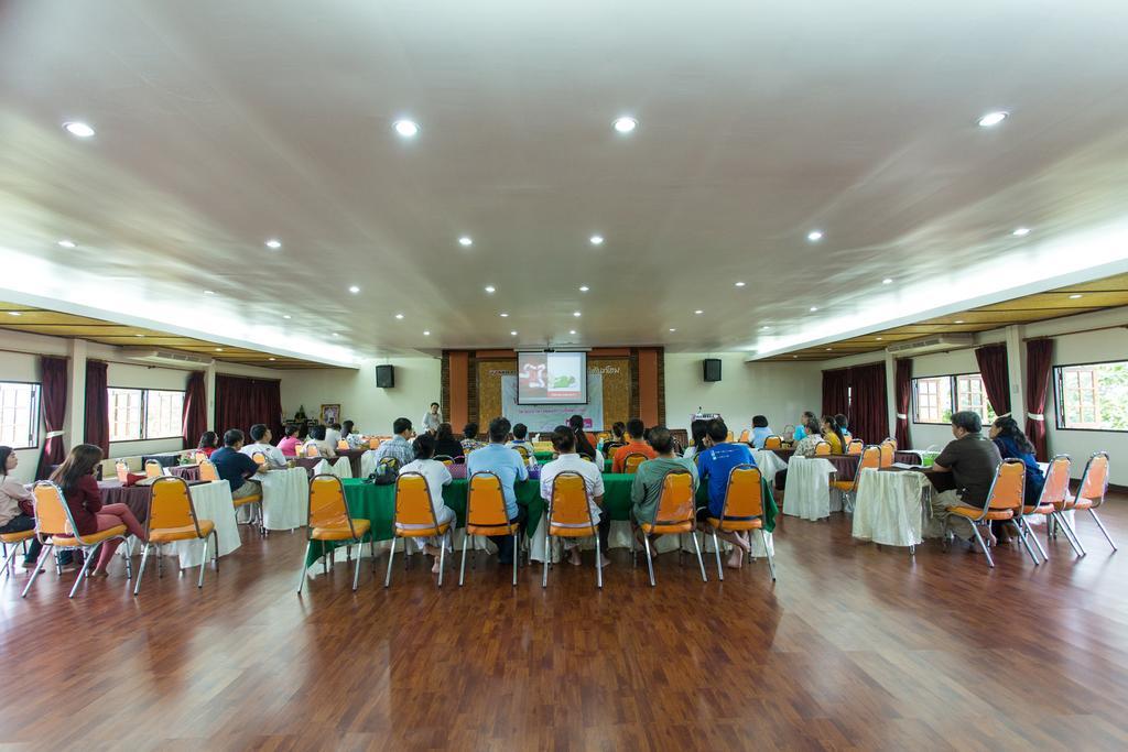 Starwell Garden Hotel