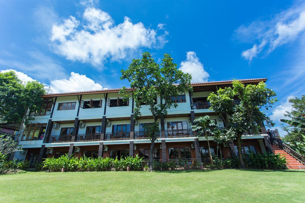 Starwell Garden Hotel 3*