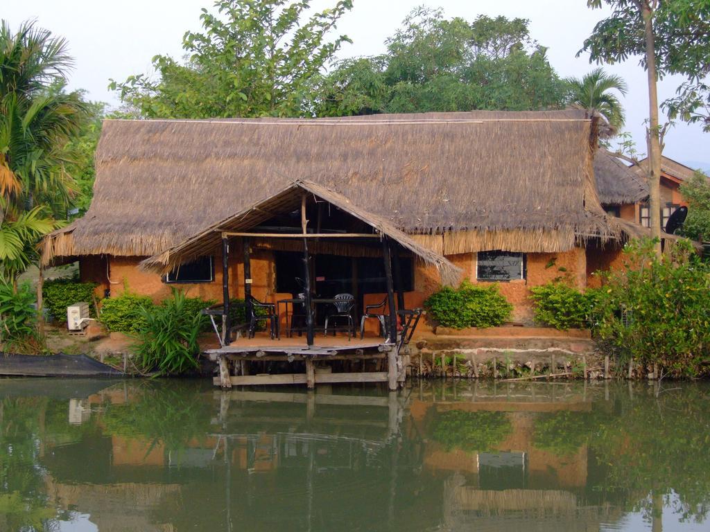 Resort Ban Din Chiang Rai 2*