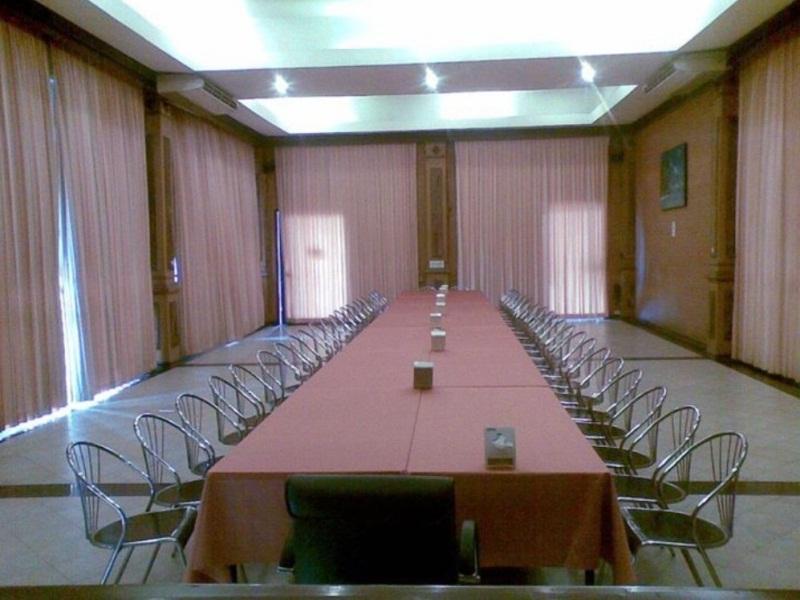 Laoya Inland Hotel 3*