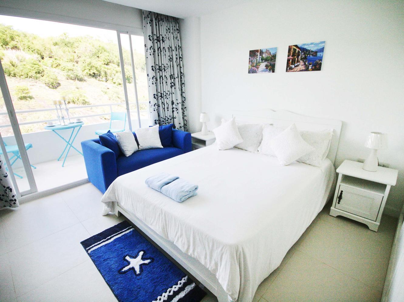 Santorini Hua Hin Khao Tao