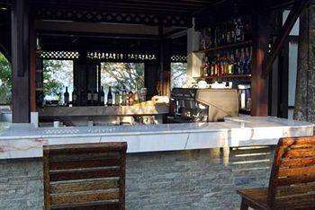 Resort Niramaya & Wellness 4*