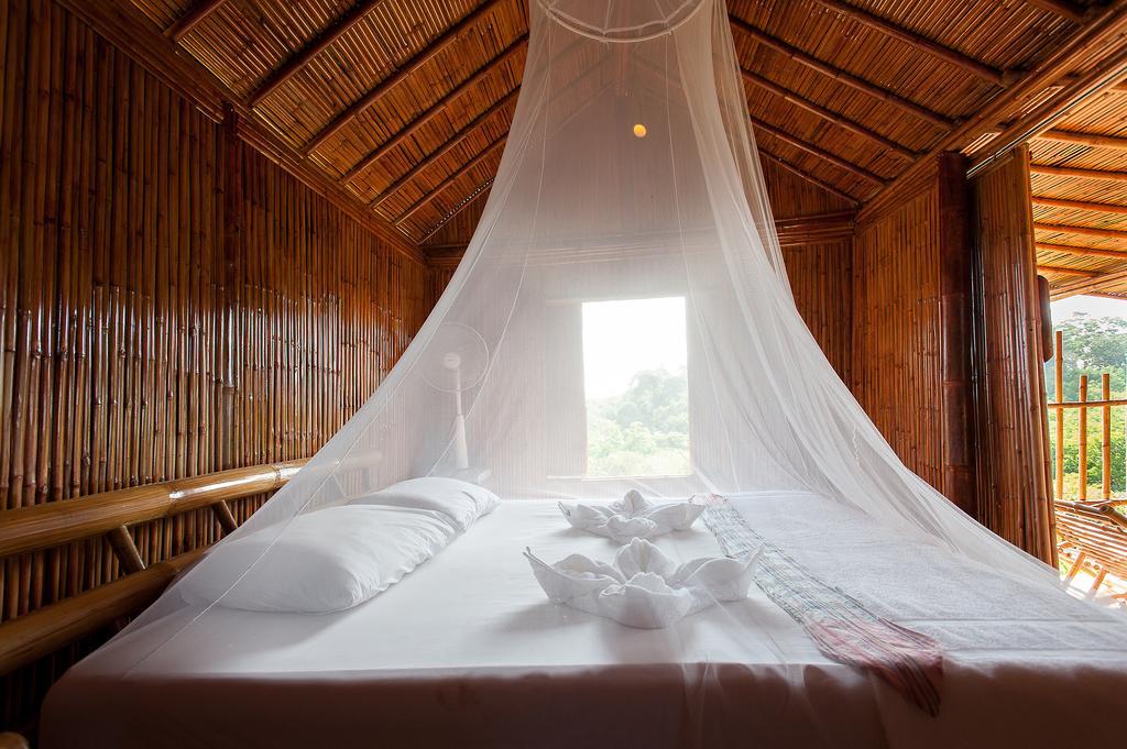 Lodge Phuree Hut Koh Phayam