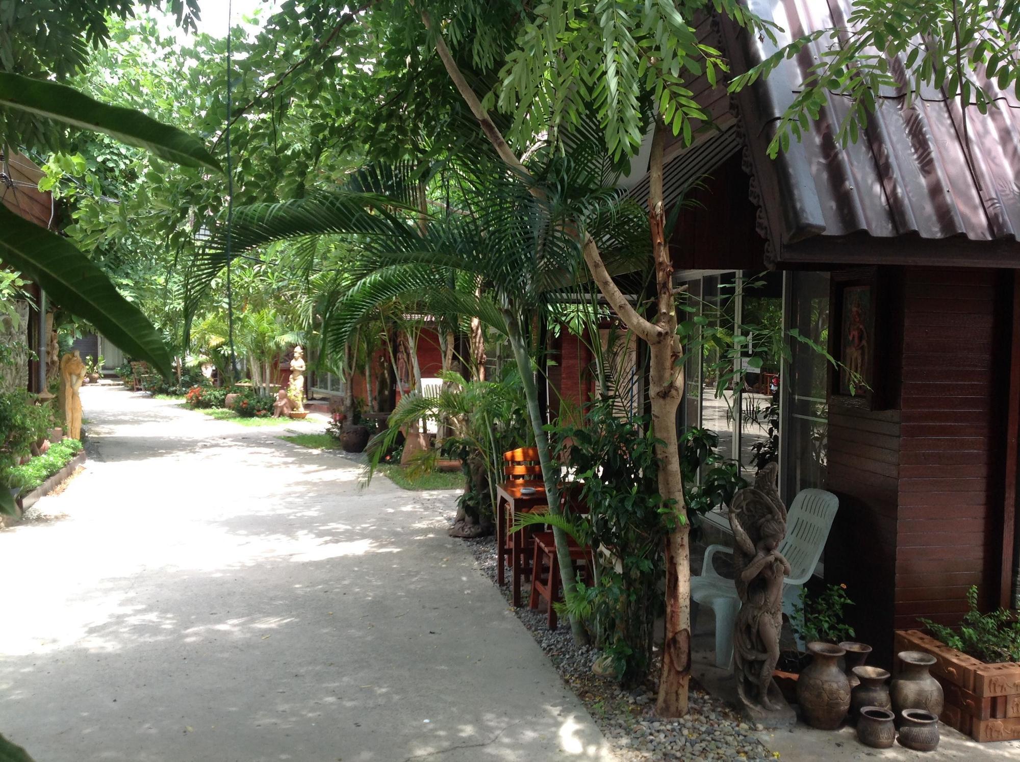 Country View Resort