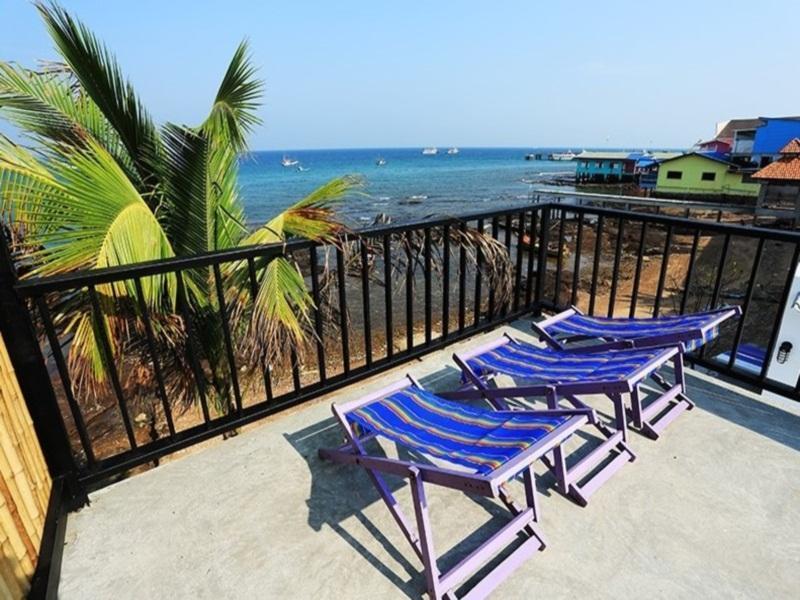 Baan Rinrak บ้านรินรักษ์ Resort Ko Lan