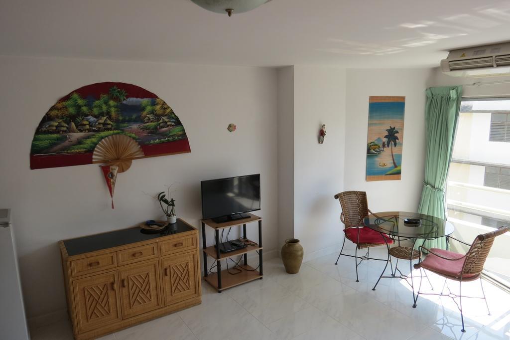 Apartment View Talay 1b Serviced Pattaya