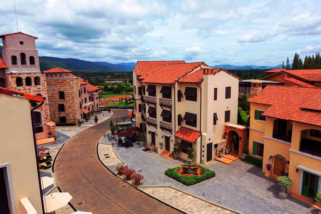 Toscana Town Square Suites