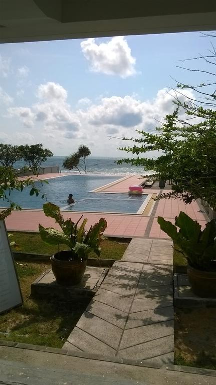 Khanom Beach Residence Apartment