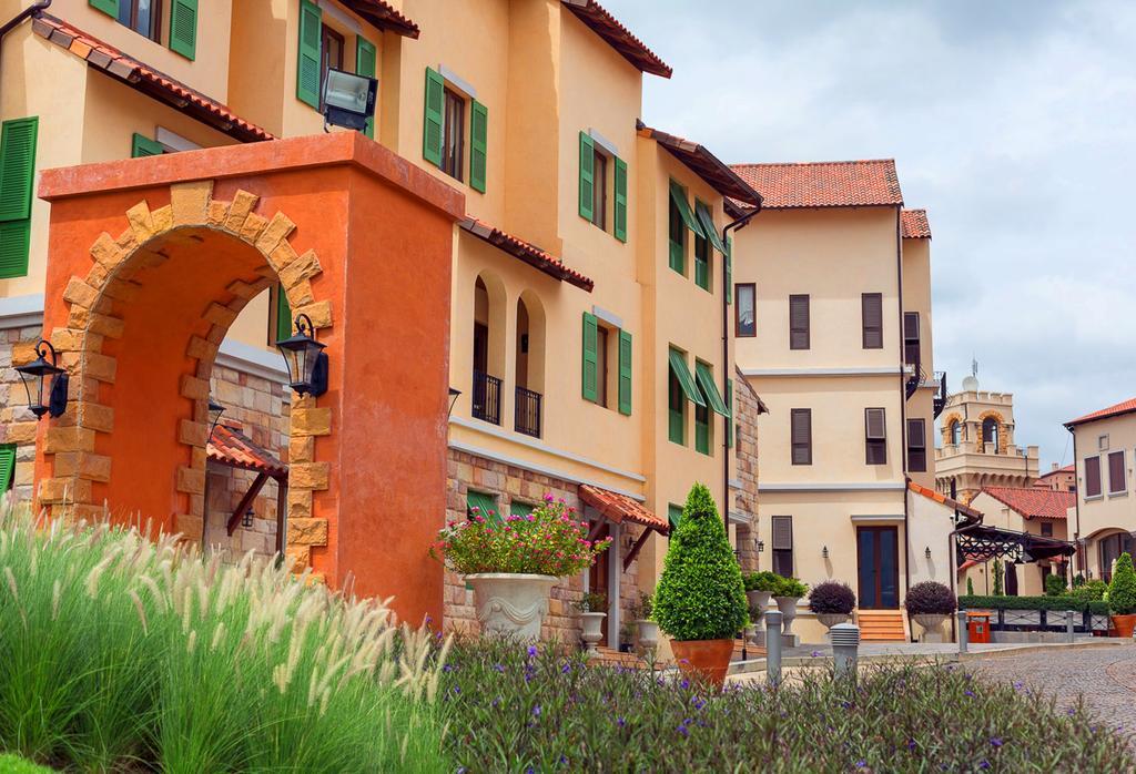 Toscana Town Square Suites Hotel Mu Si