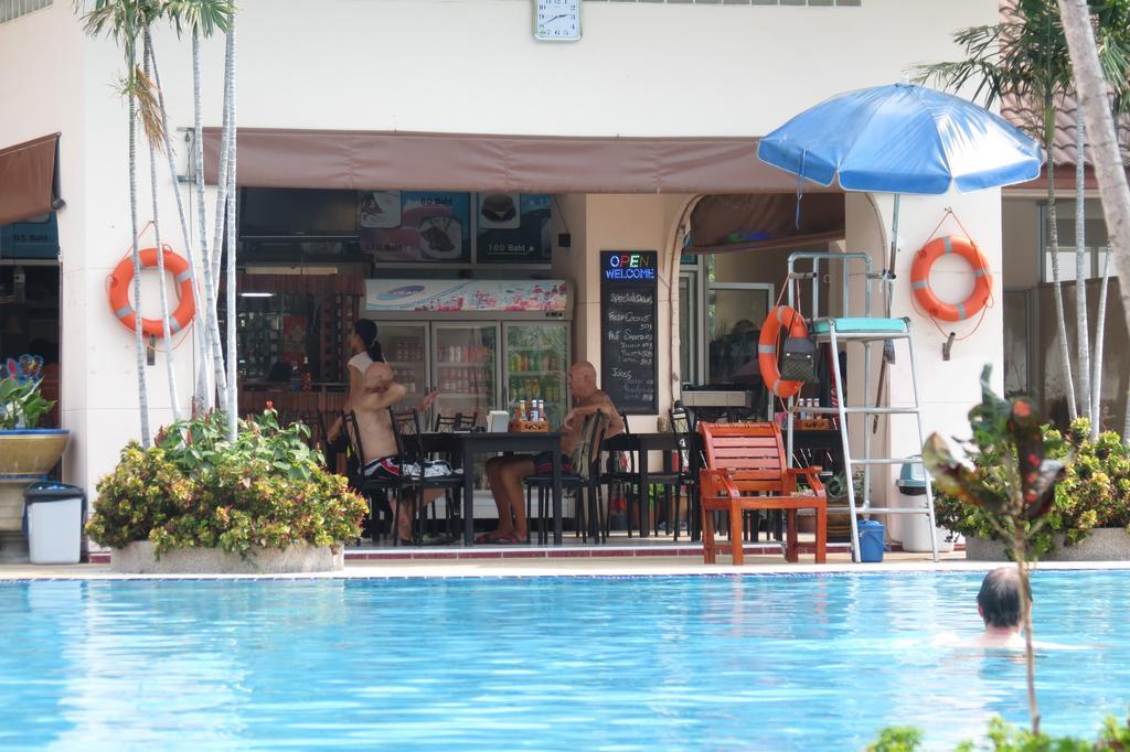 Apartment View Talay 1b Serviced Pattaya