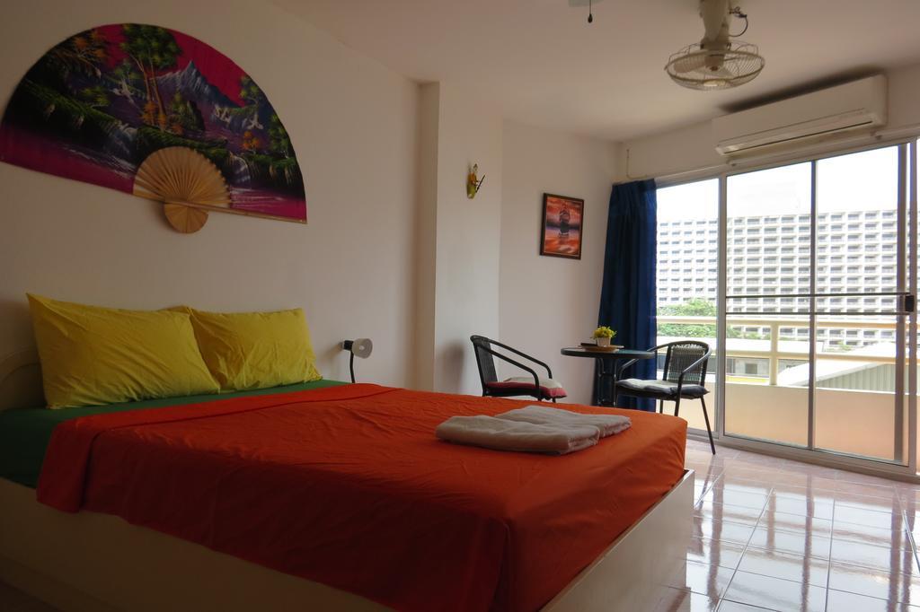 Apartment View Talay 1b Serviced